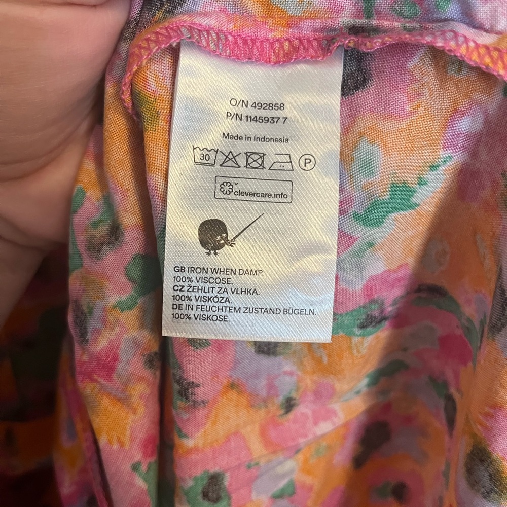 Monki wrap midi dress in pink floral print - Picture 13 of 15